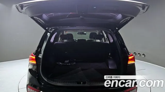 Hyundai Santa Fe 2019 thumb 3