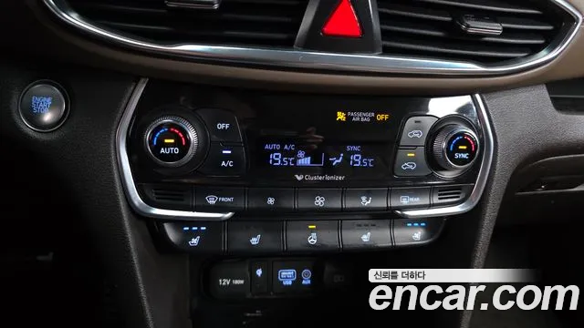Hyundai Santa Fe 2018 thumb 4