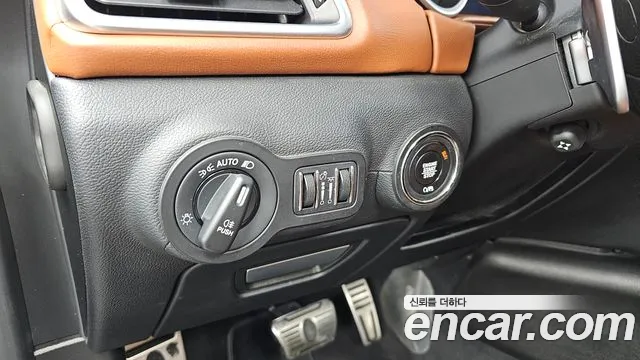 Maserati Ghibli 2017 thumb 9