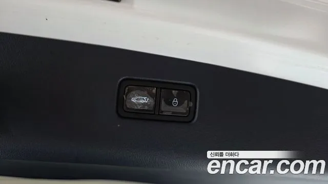 Genesis GV70 2022 thumb 10