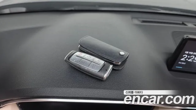 Genesis GV70 2021 thumb 9