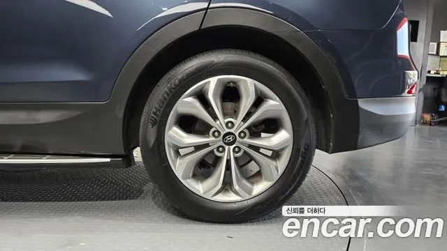 Hyundai Санта Фе 2015 thumb 9