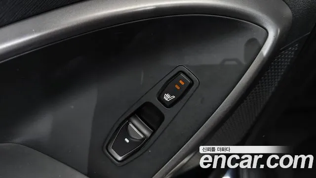 Hyundai Санта Фе 2015 thumb 11
