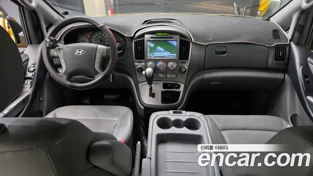 Hyundai Staria 2015 thumb 12