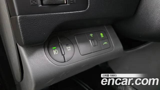 Hyundai Staria 2015 thumb 7