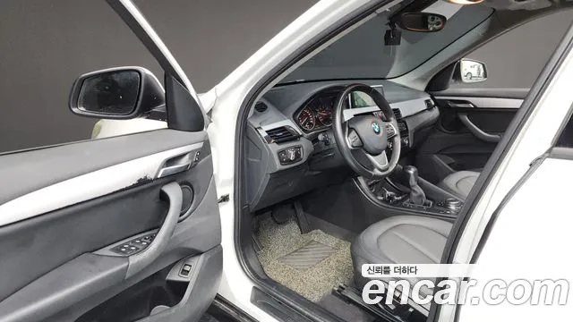 BMW X1 2016 thumb 8