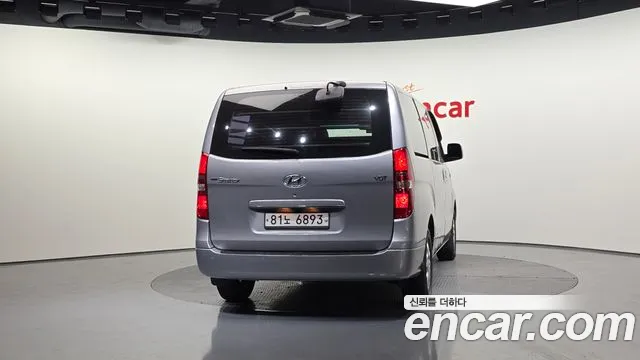 Hyundai Staria 2015 thumb 4