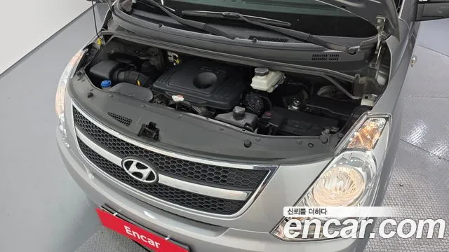 Hyundai Staria 2015 thumb 11