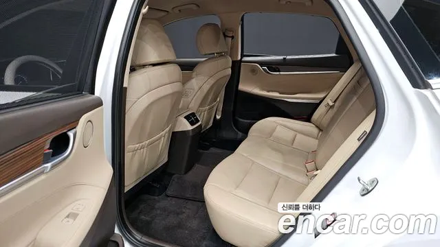 Hyundai Grandeur 2017 thumb 6