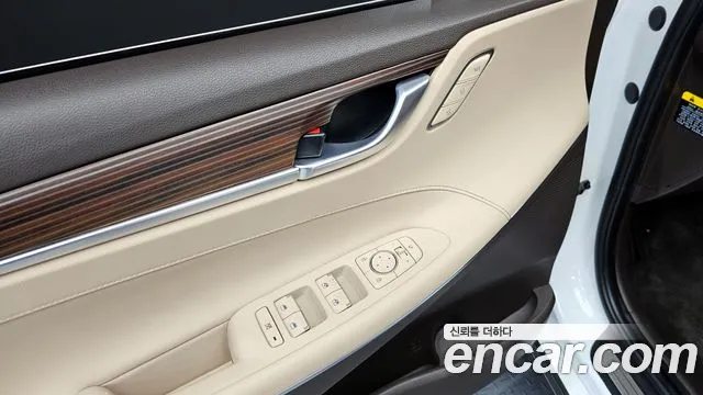 Hyundai Grandeur 2017 thumb 9