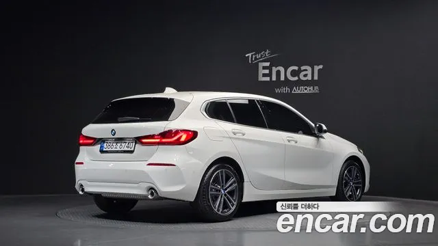BMW 1 серии 2022 thumb 3