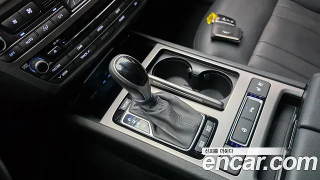 Hyundai Genesis 2016 thumb 7