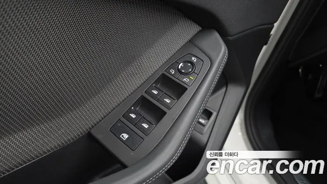BMW 1 серии 2025 thumb 10
