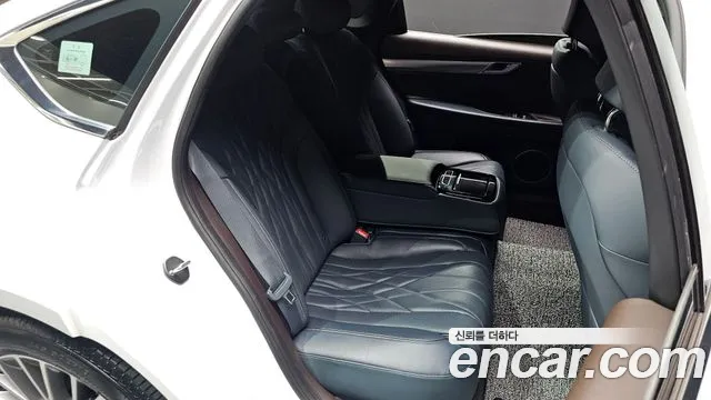 Genesis G80 2022 thumb 4
