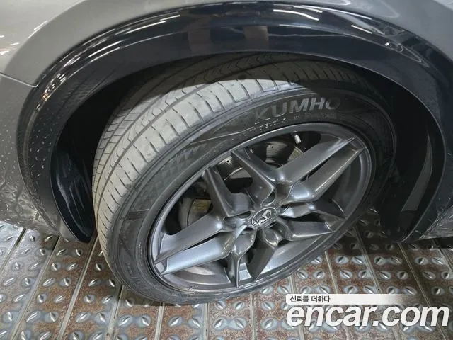 Infiniti Q30 2017 thumb 10