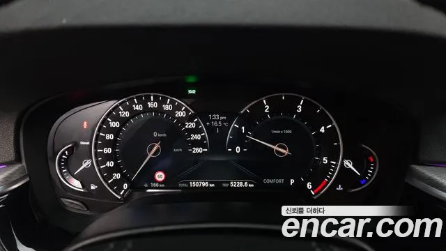 BMW 5 серии 2017 thumb 6