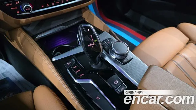 BMW 5 серии 2017 thumb 8