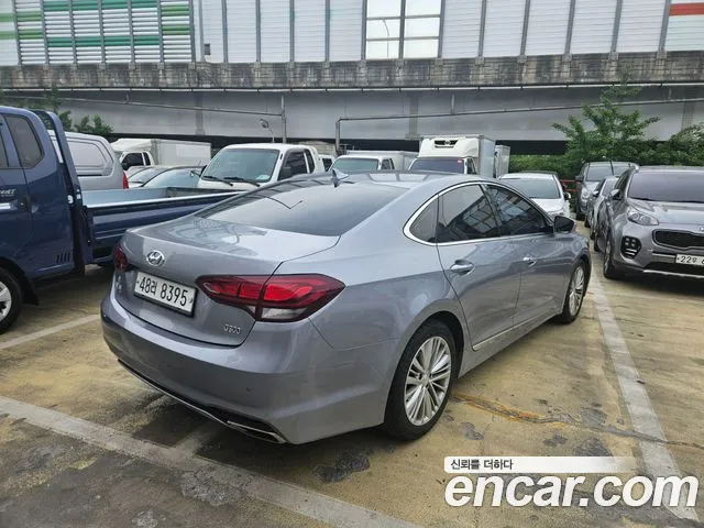 Hyundai Aslan 2015 thumb 5