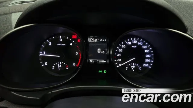 Hyundai Santafe 2018 thumb 8