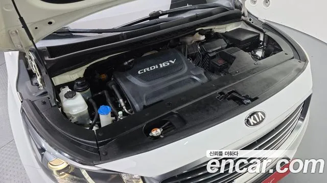 Kia Carnival 2017 thumb 2