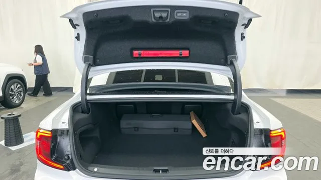 Volvo S90 2024 thumb 7