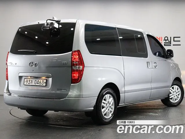 Hyundai Staria 2018 thumb 9