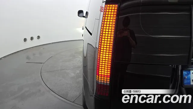 Hyundai Staria 2022 thumb 4