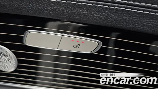 Mercedes-Benz E-Class 2020 thumb 3