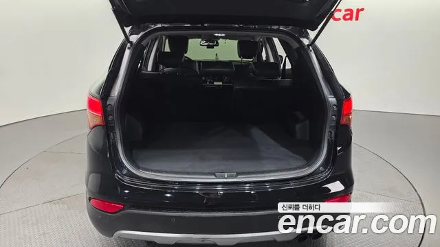 Hyundai Санта Фе 2014 thumb 10