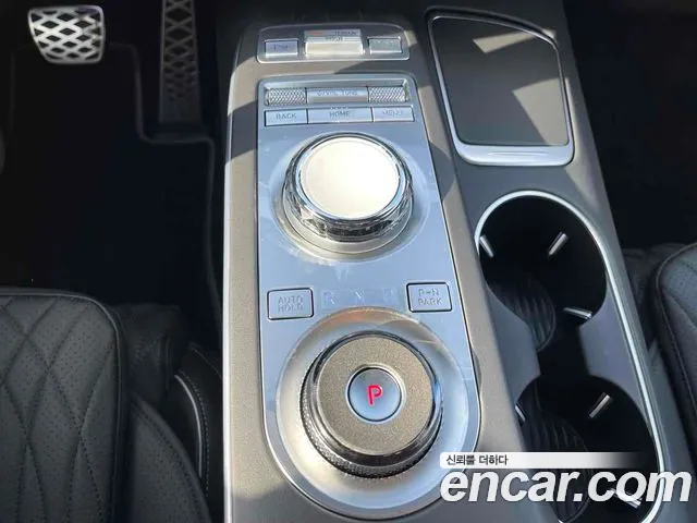 Genesis GV70 2024 thumb 6