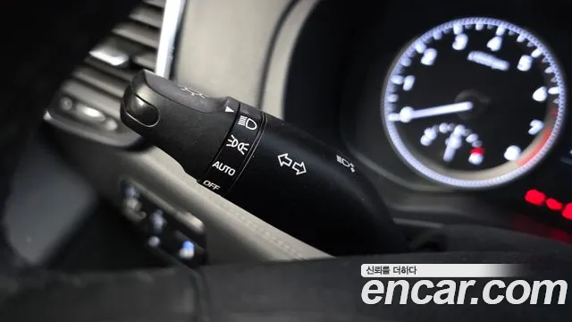 Hyundai Grandeur 2017 thumb 10