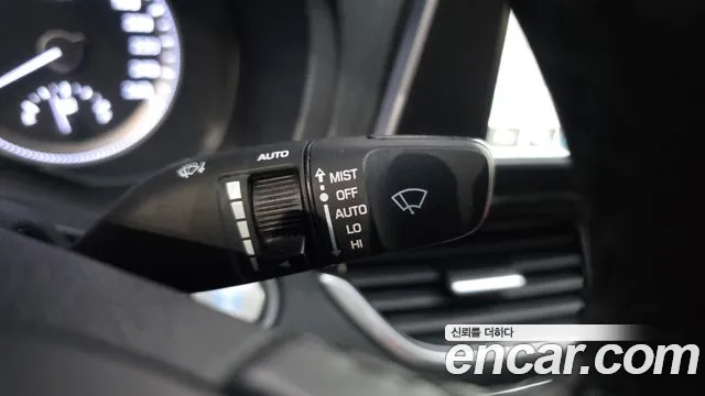 Hyundai Grandeur 2017 thumb 12