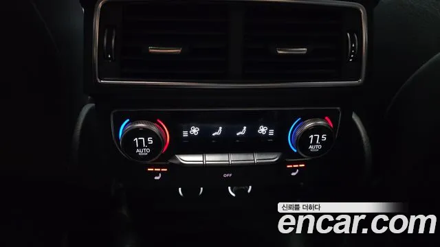 Audi Q7 2019 thumb 6