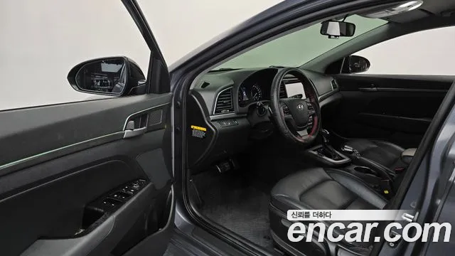 Hyundai Avante 2016 thumb 5