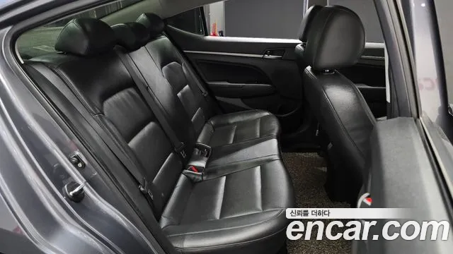 Hyundai Avante 2016 thumb 2