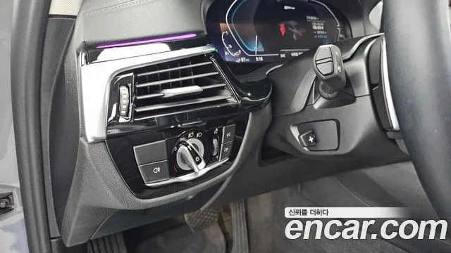 BMW 5 серии 2021 thumb 6
