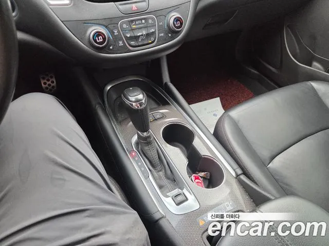 Chevrolet Malibu 2016 thumb 12