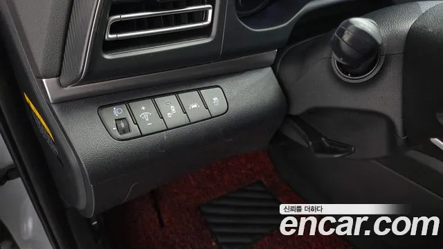 Hyundai Elantra 2019 thumb 6