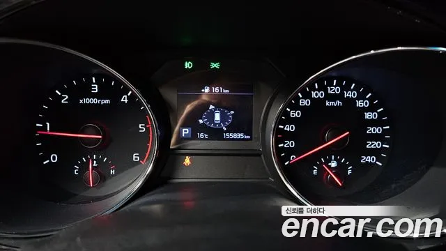 Kia Carnival 2019 thumb 3