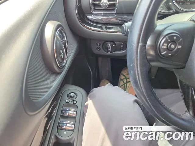 Mini Cooper Clubman 2016 thumb 8