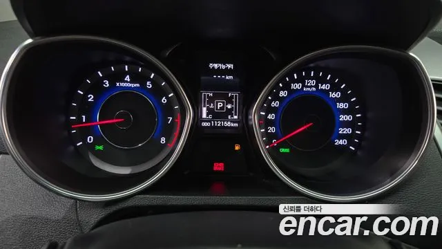 Hyundai Elantra 2015 thumb 3
