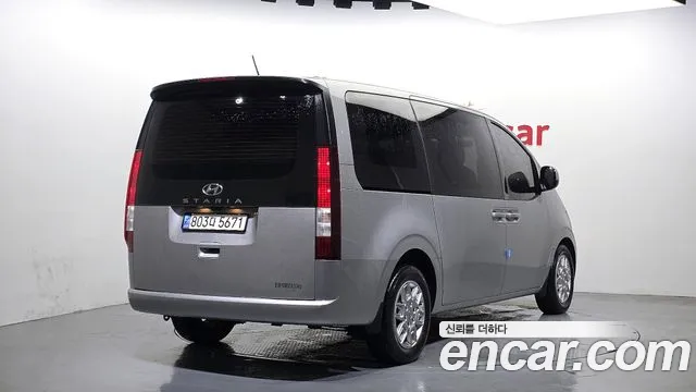 Hyundai Staria 2022 thumb 11
