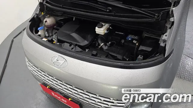 Hyundai Staria 2022 thumb 6