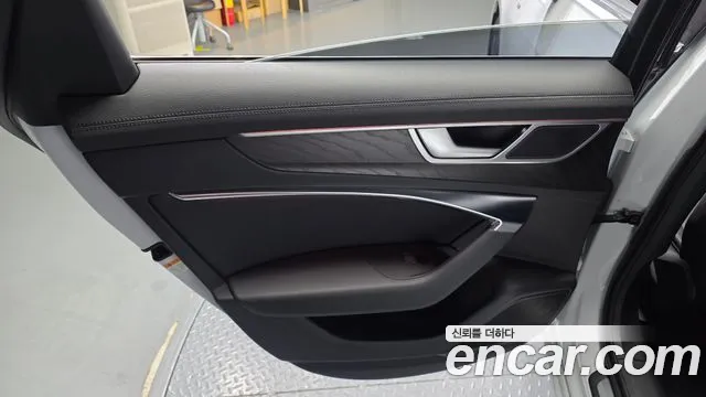 Audi A6 2022 thumb 6
