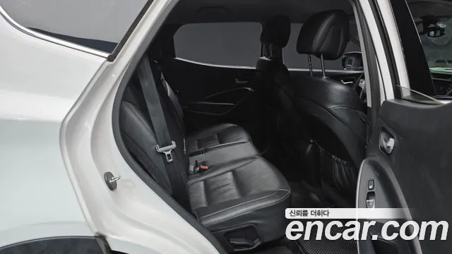 Hyundai DM 2013 thumb 5
