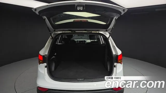 Hyundai DM 2013 thumb 8