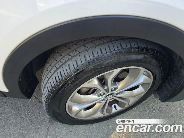 Hyundai DM 2013 thumb 10