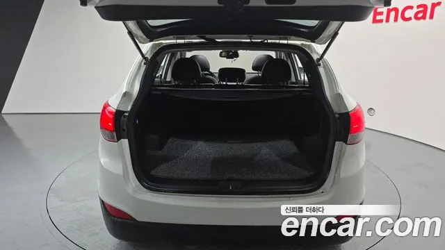 Hyundai ix 2010 thumb 10