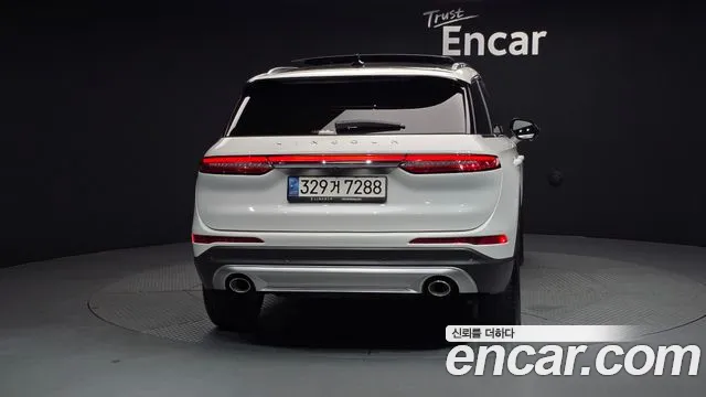 Lincoln Corsair 2022 thumb 4