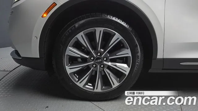Lincoln Corsair 2022 thumb 5